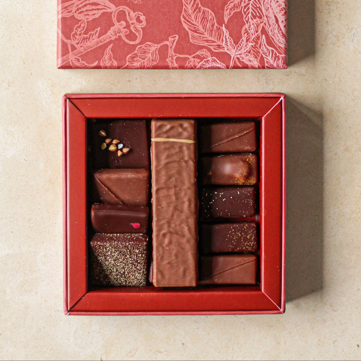 Petit coffret chocolats et pralinés