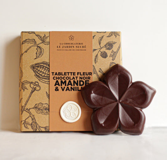 Tablette Praline Amande Vanille Chocolat Noir conçue dans l'Atelier de Le Jardin Sucré à Cernay-la-Ville