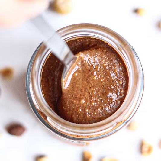 Pâte à tartiner noisette réalisée dans l'Atelier de Cernay-la-Ville - Le Jardin Sucré