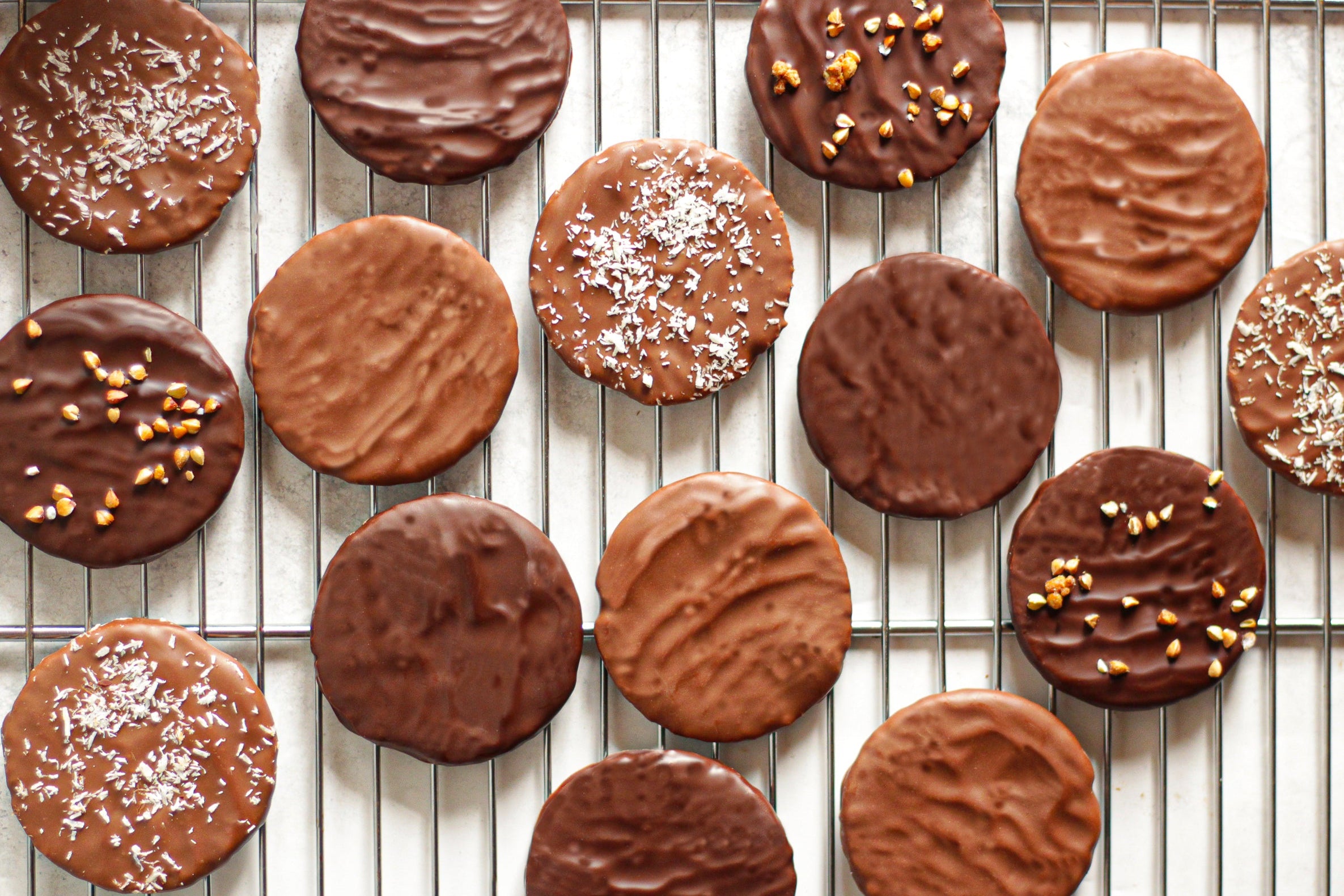 Biscuits Chocolats Noisette, Sarrasin, Coco, Chocolat au Lait, Chocolat Noir