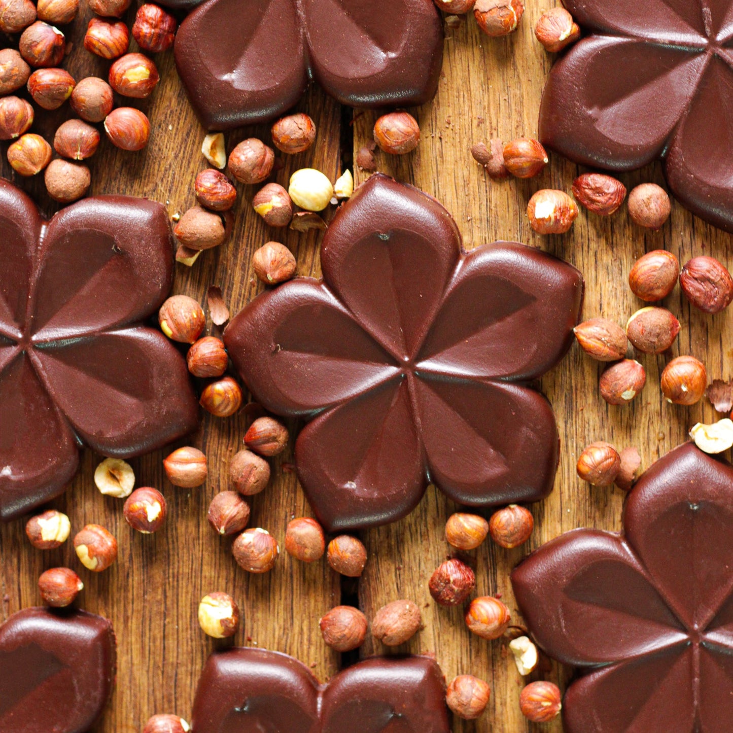 Tablette Fleur Fête des Pères Praliné Noisette & Chocolat Noir